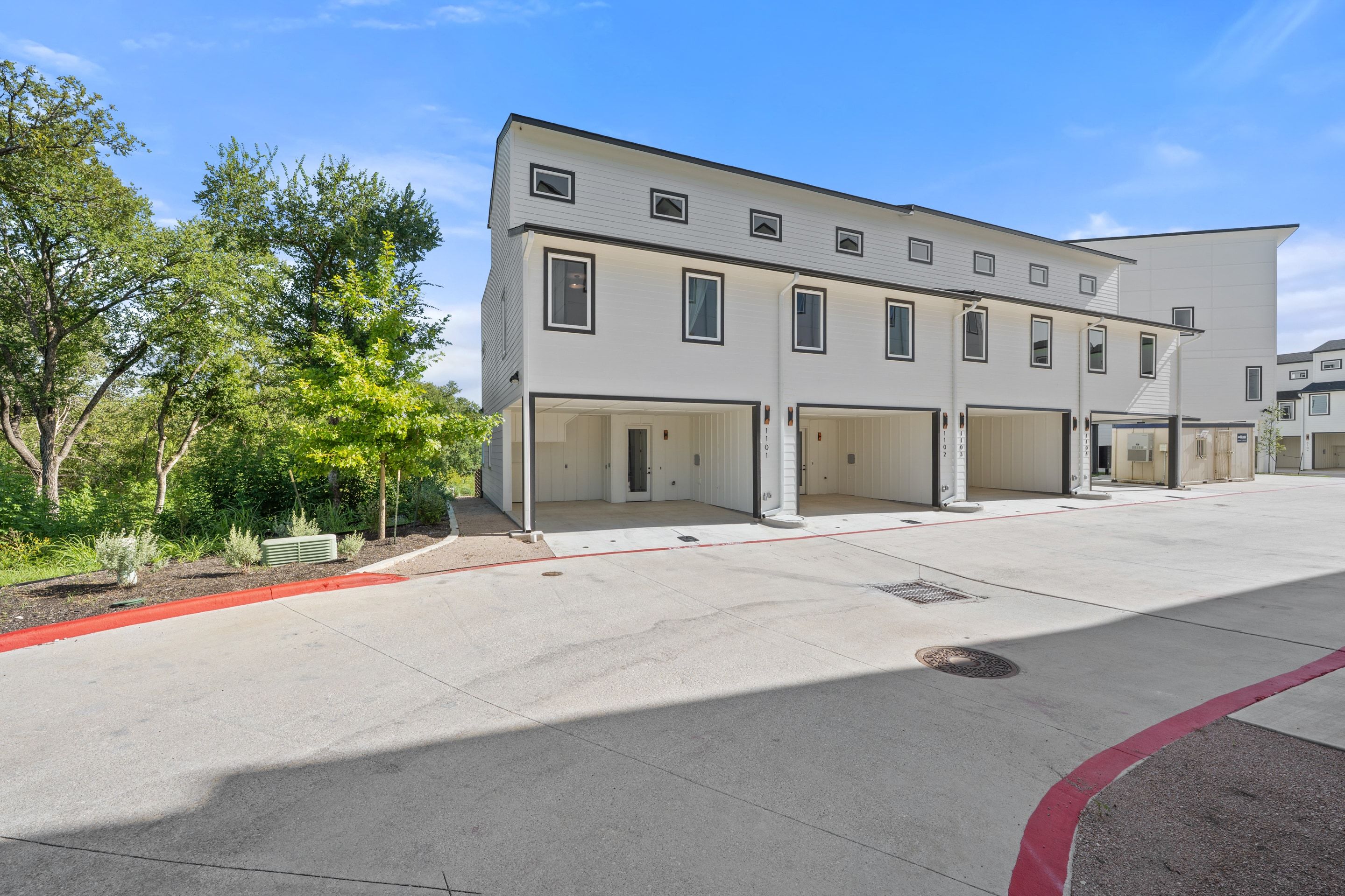 Overlook Residences community exterior
